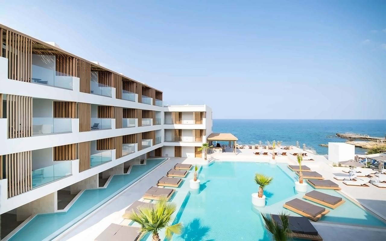 akasha beach hotel & spa heder